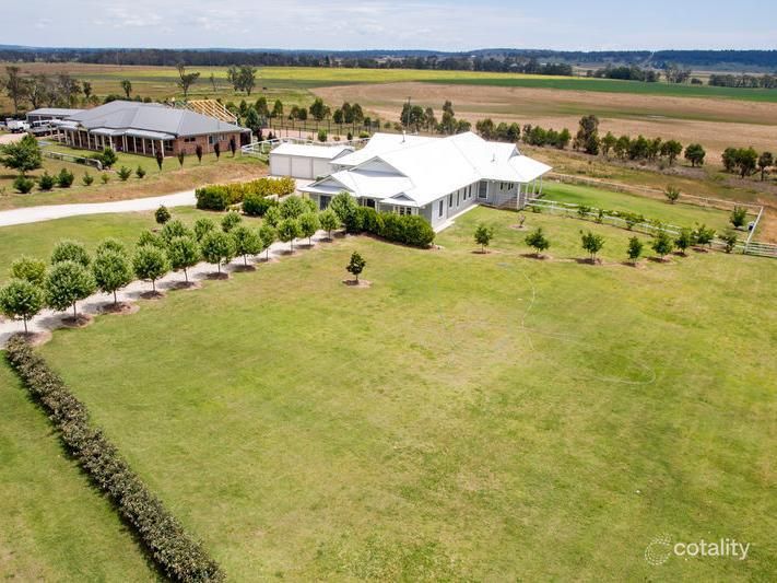 17 Condavale Dr, Rosenthal Heights, QLD 4370