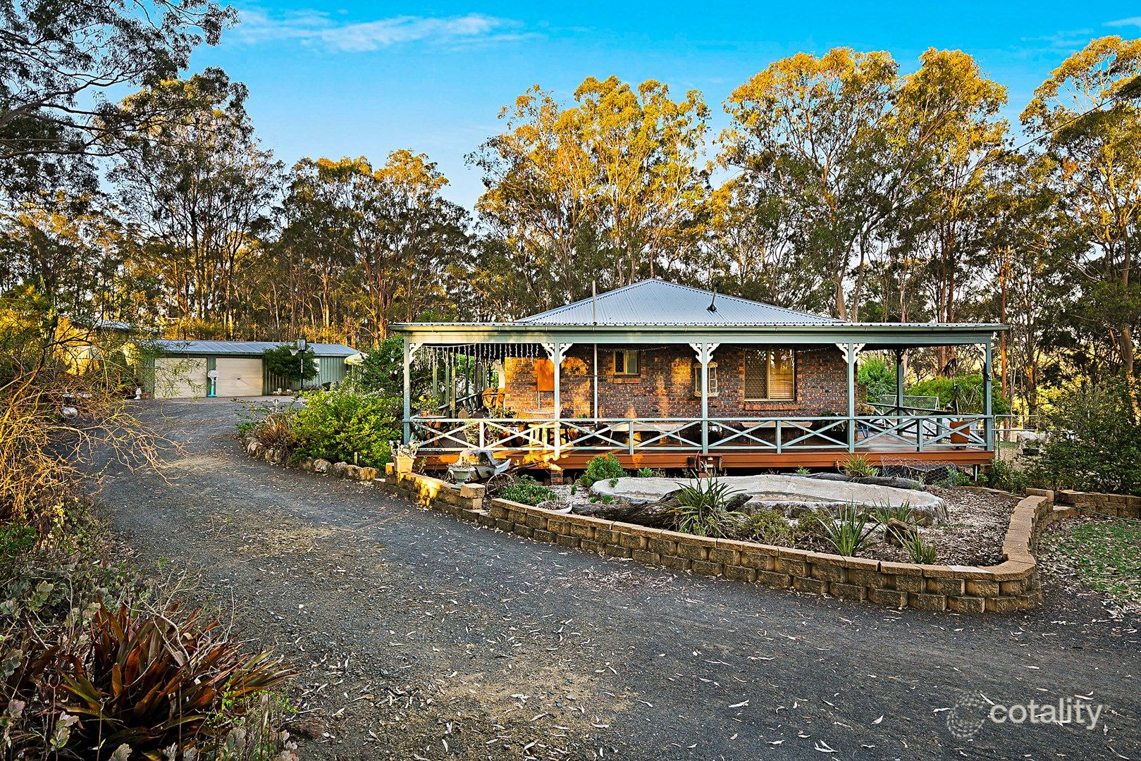 52 Barker St, Goombungee, QLD 4354