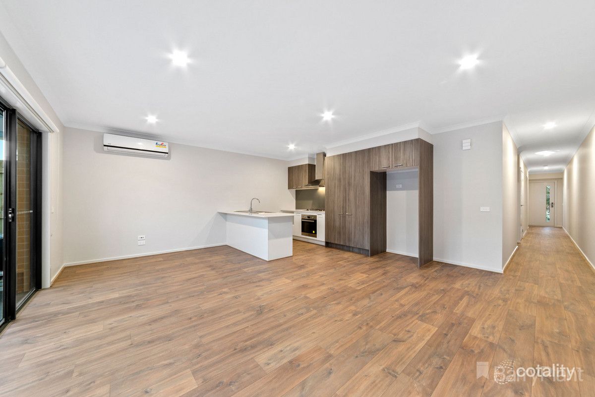 15 Fadden Mews, Officer, VIC 3809