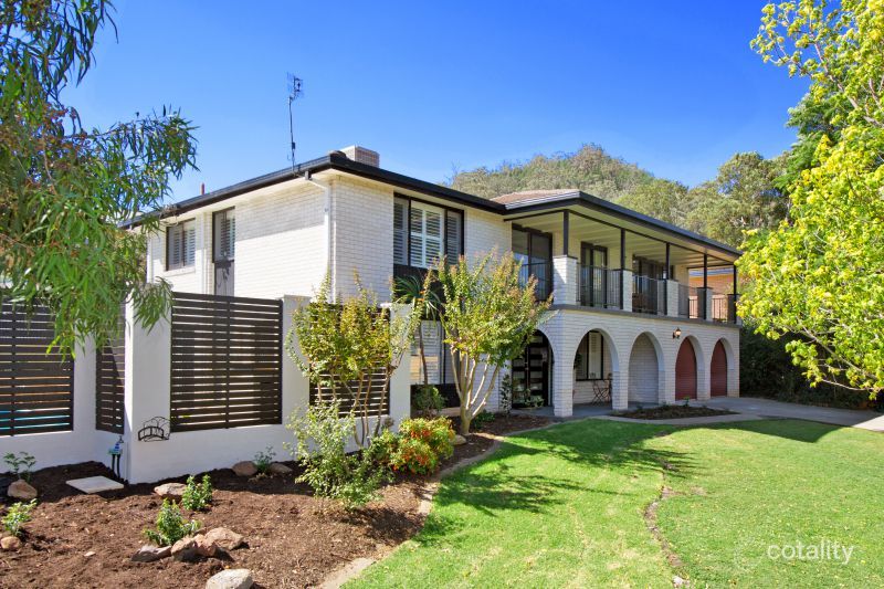 2 Poolya Ave, East Tamworth, NSW 2340