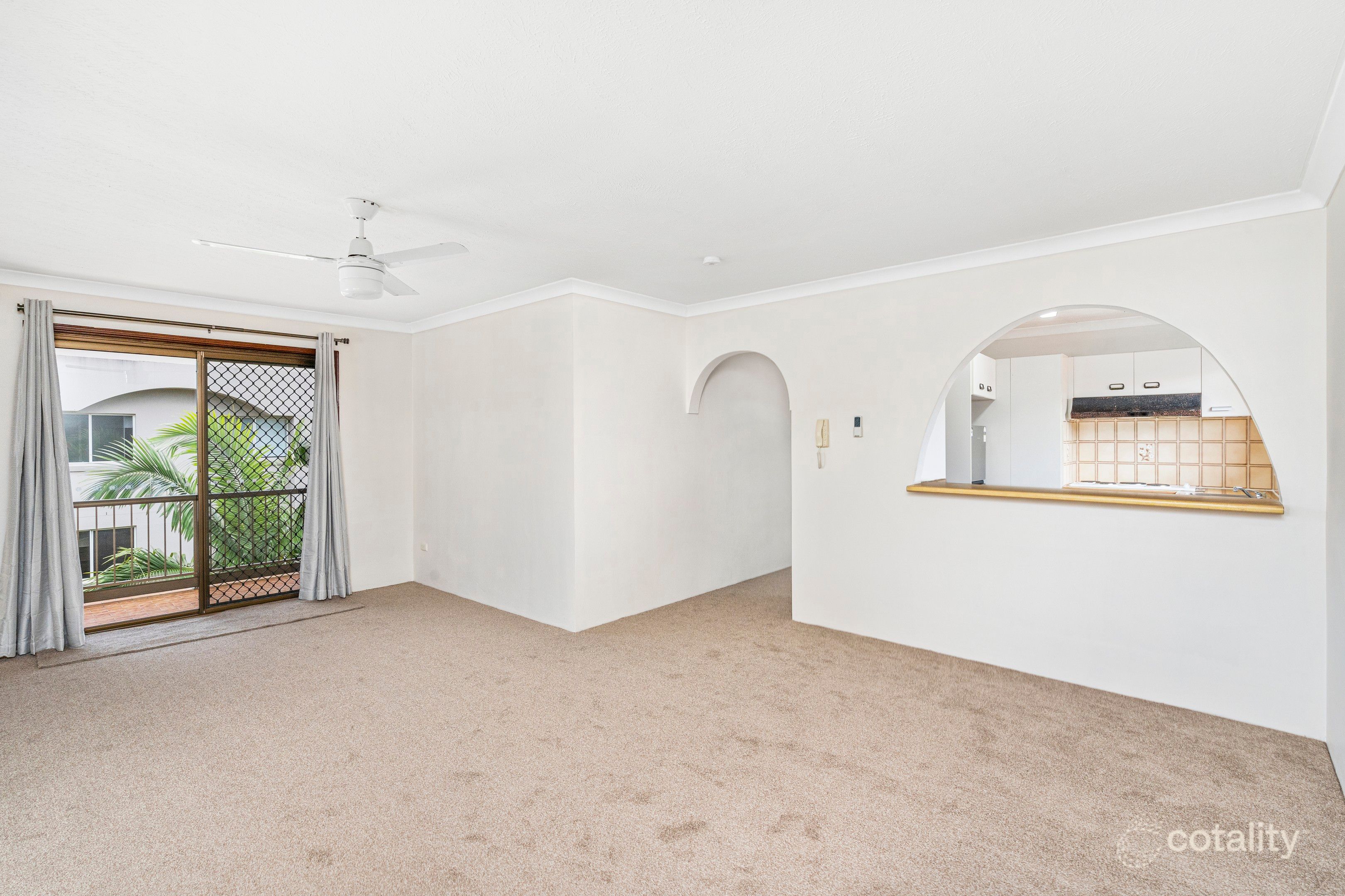 6/27 Peerless Ave, Mermaid Beach, QLD 4218