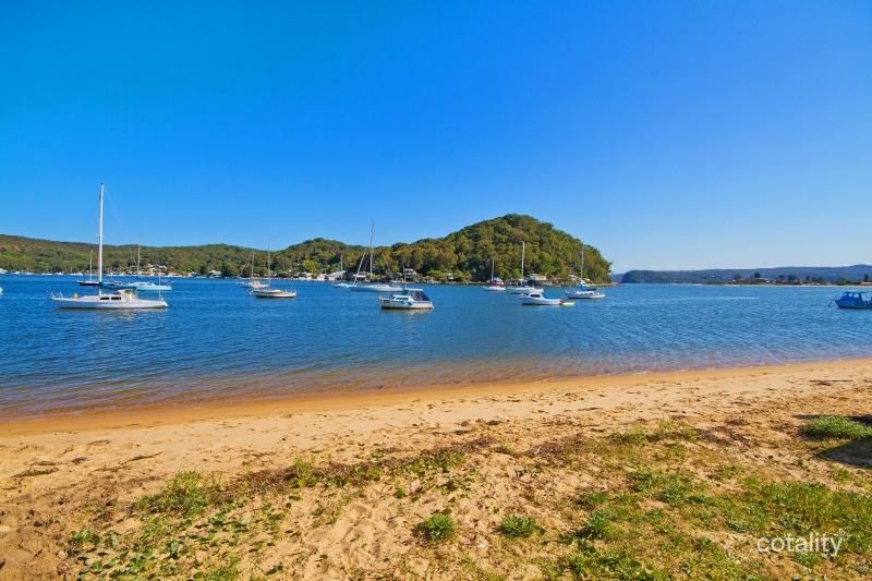 366 Booker Bay Rd, Booker Bay, NSW 2257