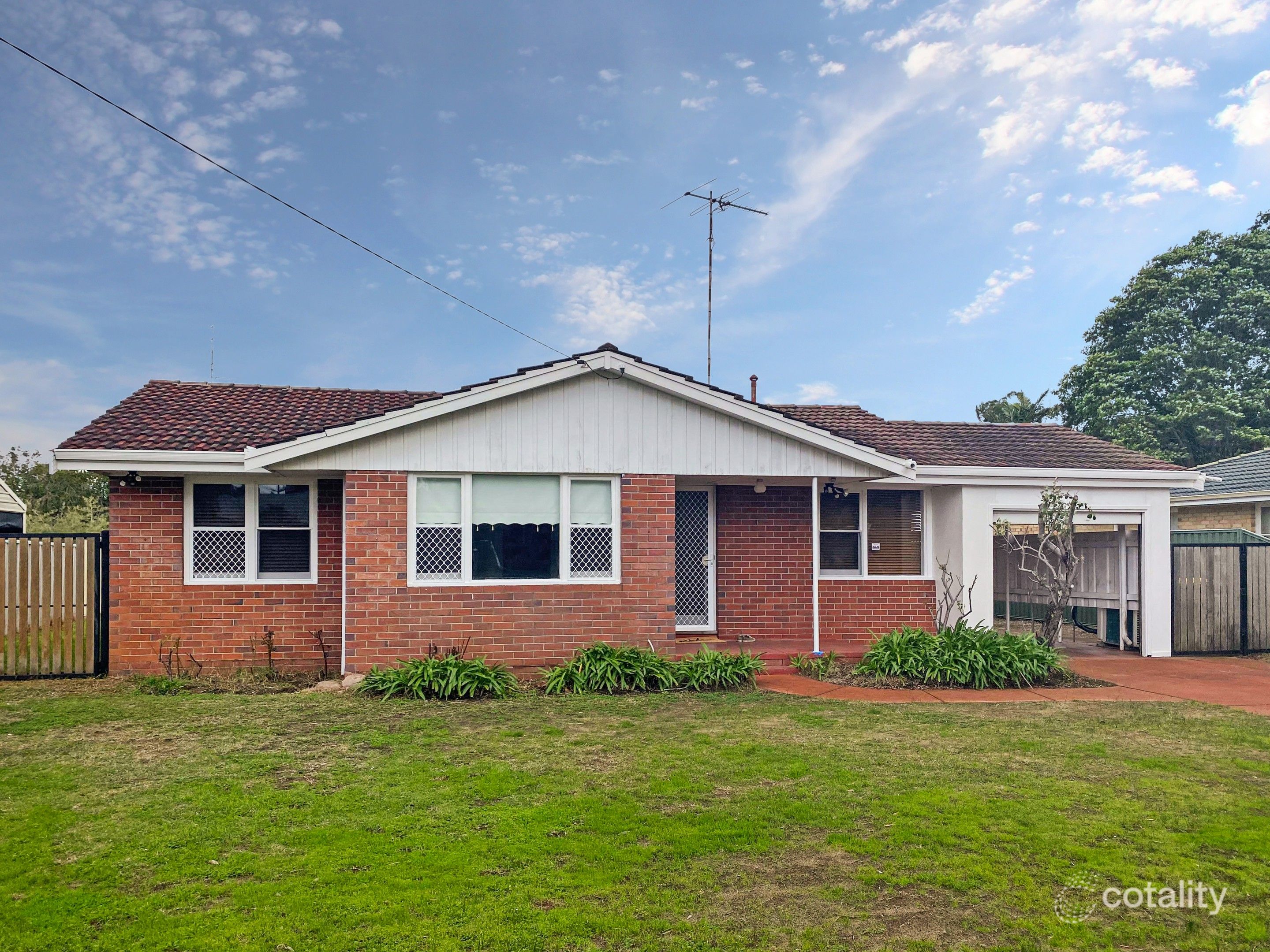 8 Sungrove Ave, East Bunbury, WA 6230