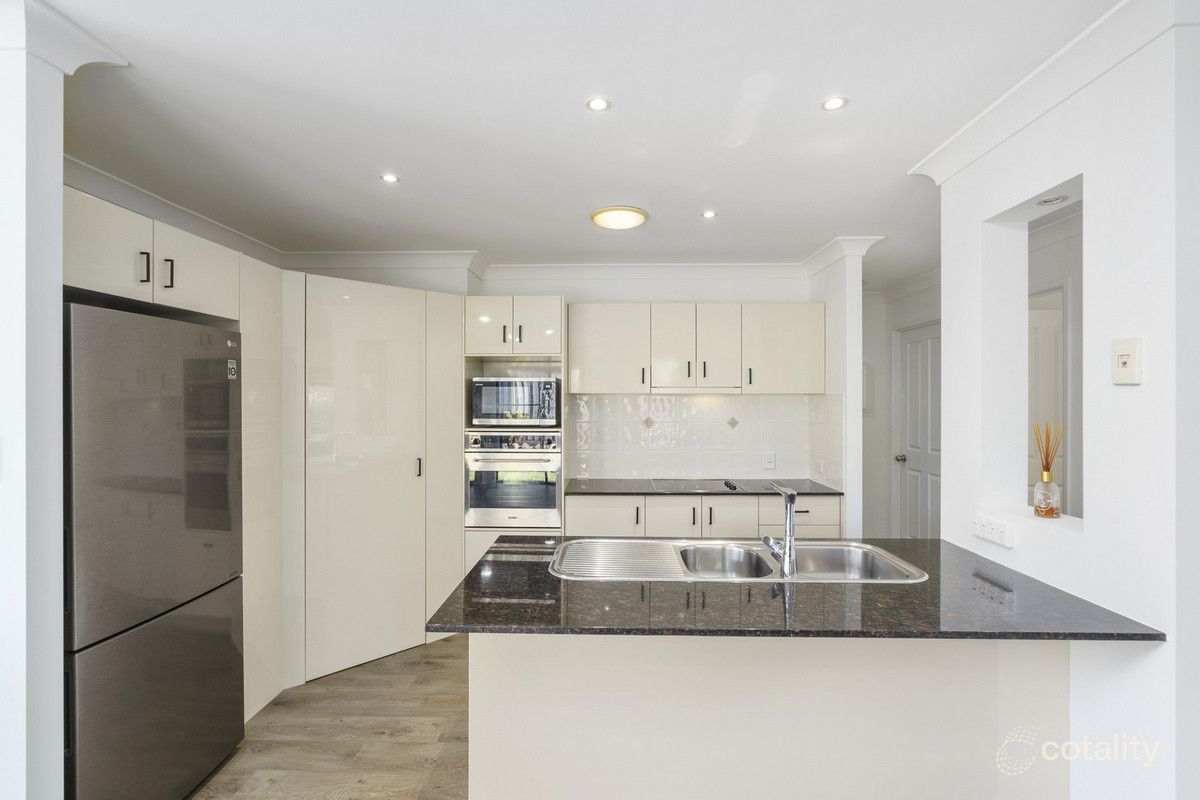 26 Rhiannon Dr, Ashmore, QLD 4214