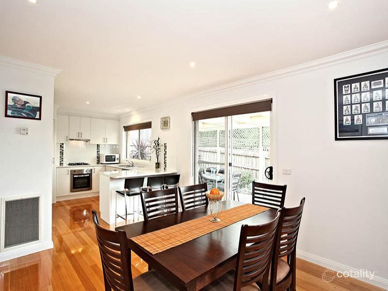 2/27 Yallambie Rd, Macleod, VIC 3085