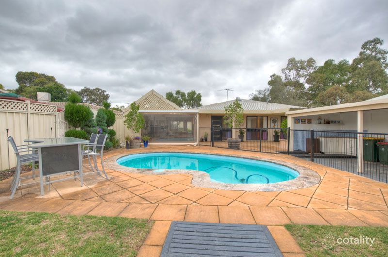 19 Ward St, Salisbury Heights, SA 5109
