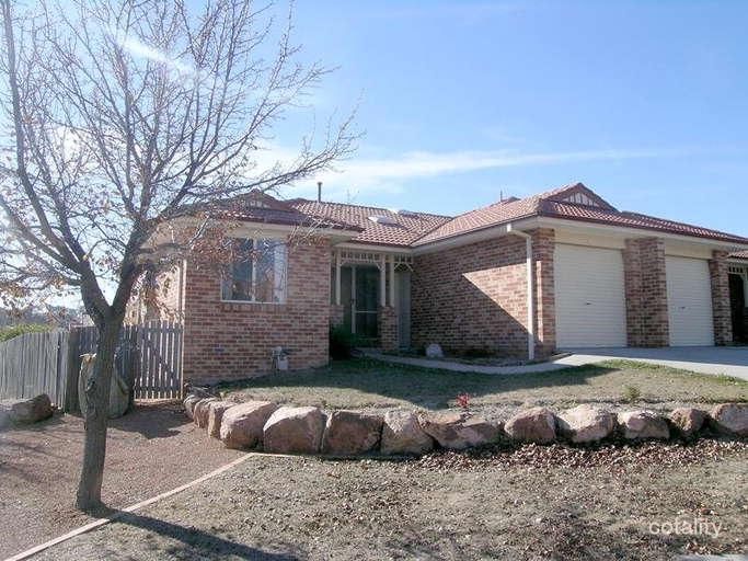 27 Magenta Sq, Amaroo, ACT 2914