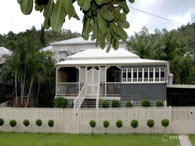 2/17 Baxter St, West End, QLD 4810