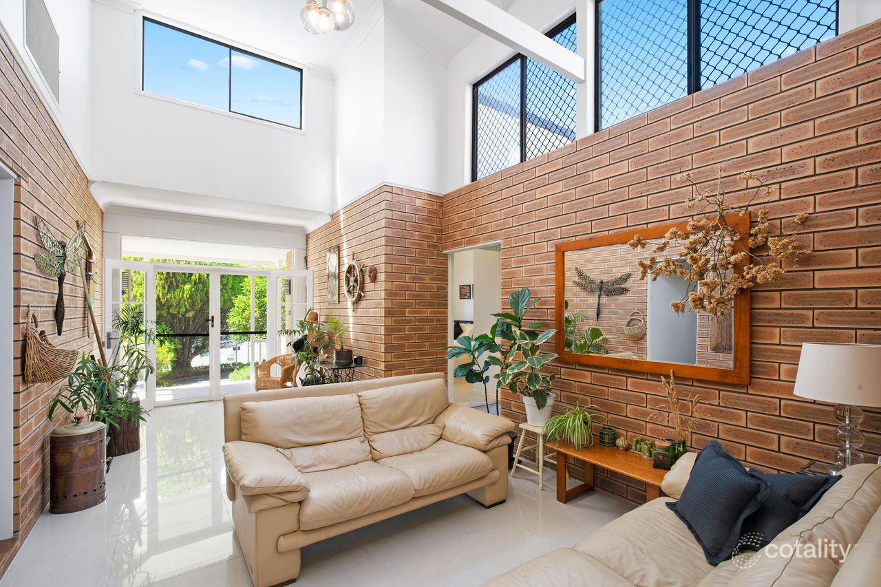 19 Bartlett Ave, Nerang, QLD 4211