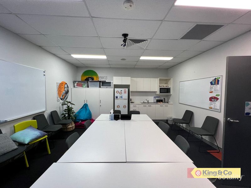 182 Logan Rd, Woolloongabba, QLD 4102