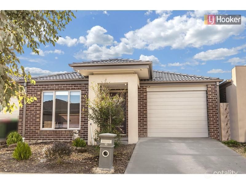 18 Howren Tce, Greenvale, VIC 3059