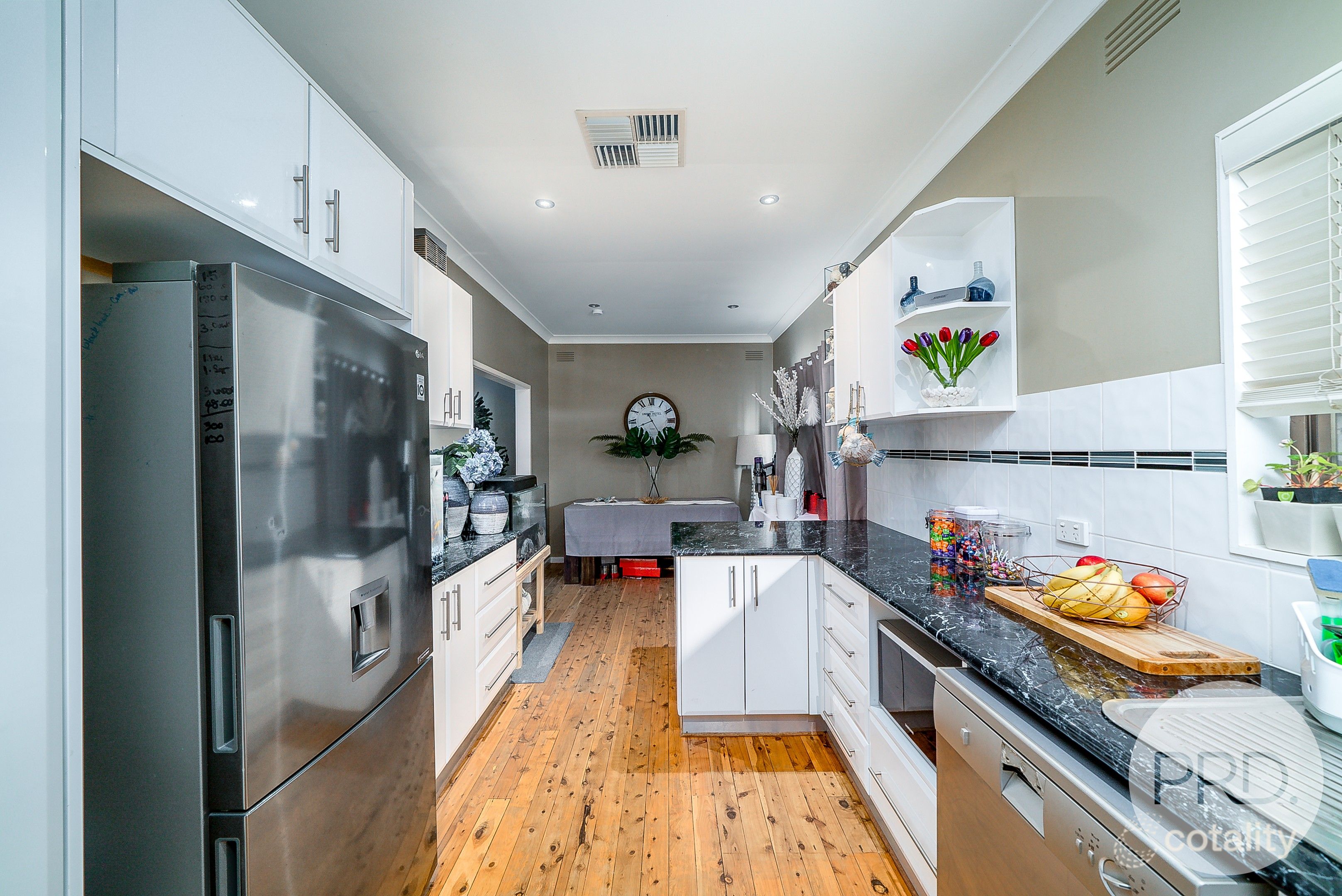 1 Coogan St, Mount Austin, NSW 2650