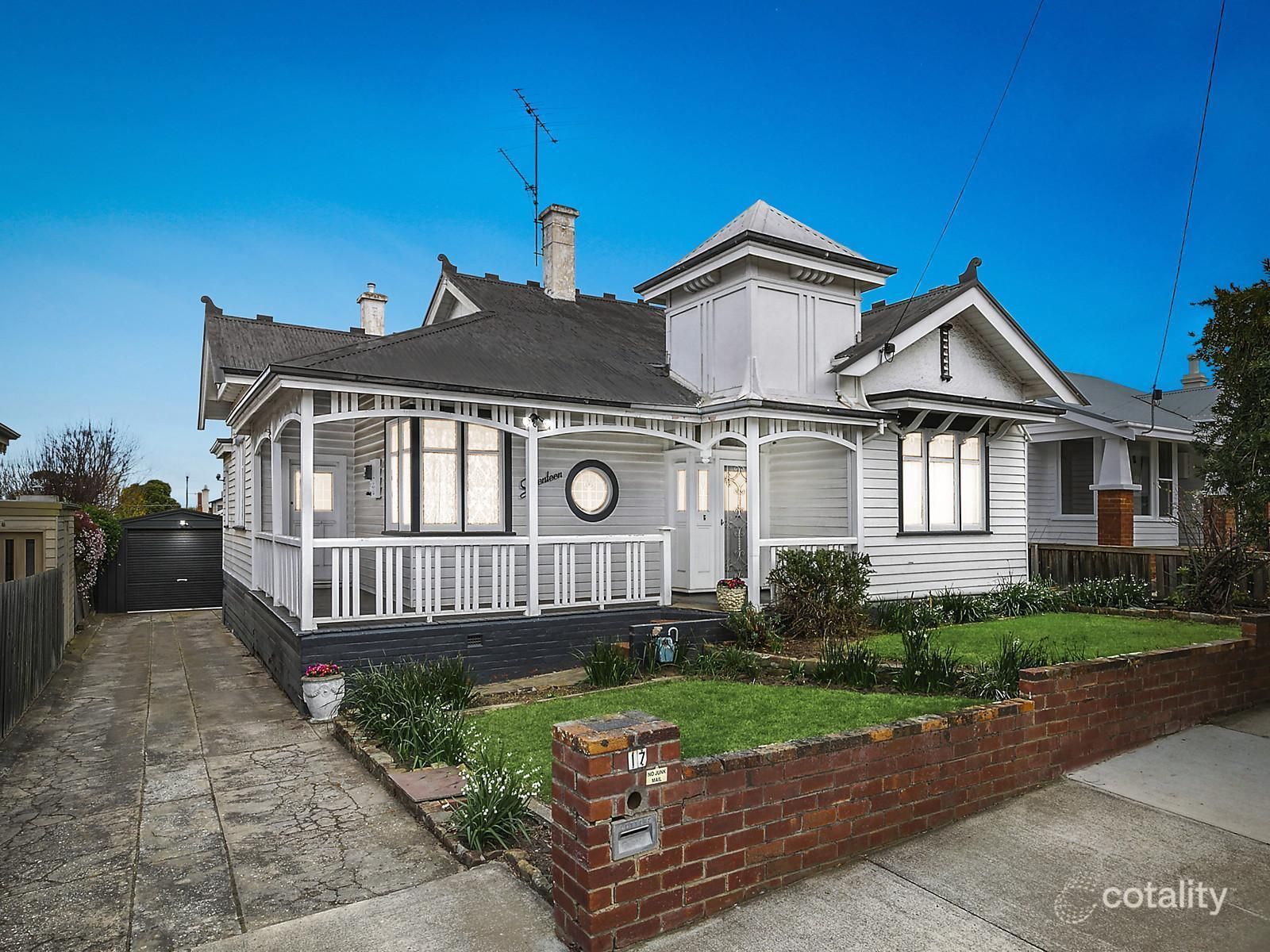 17 Austin St, Newtown, VIC 3220