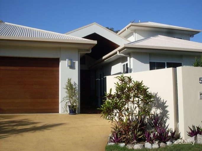 50 Lakeside Dr, Peregian Springs, QLD 4573