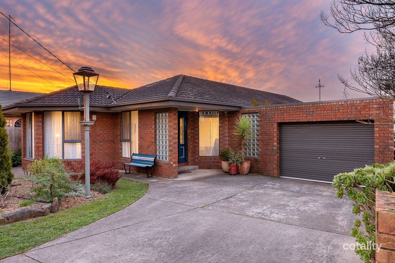 10 Tinworth Ave, Canadian, VIC 3350
