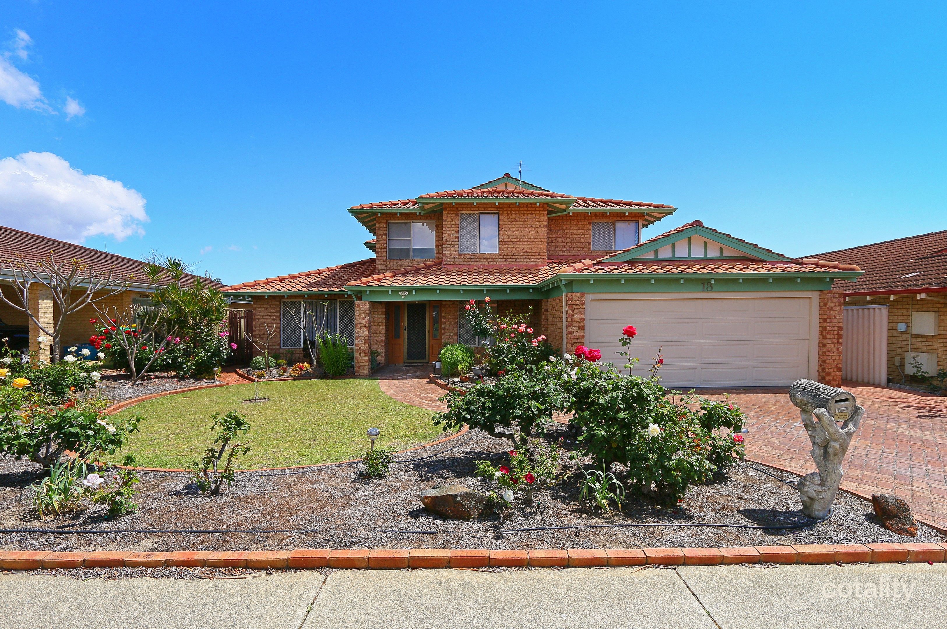 13 Prescott Dr, Kardinya, WA 6163