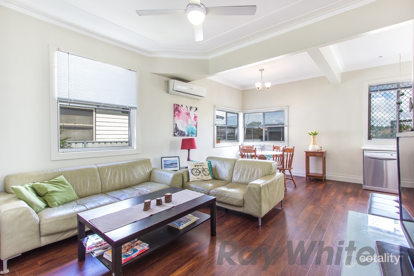 15 Miller St, Mayfield West, NSW 2304