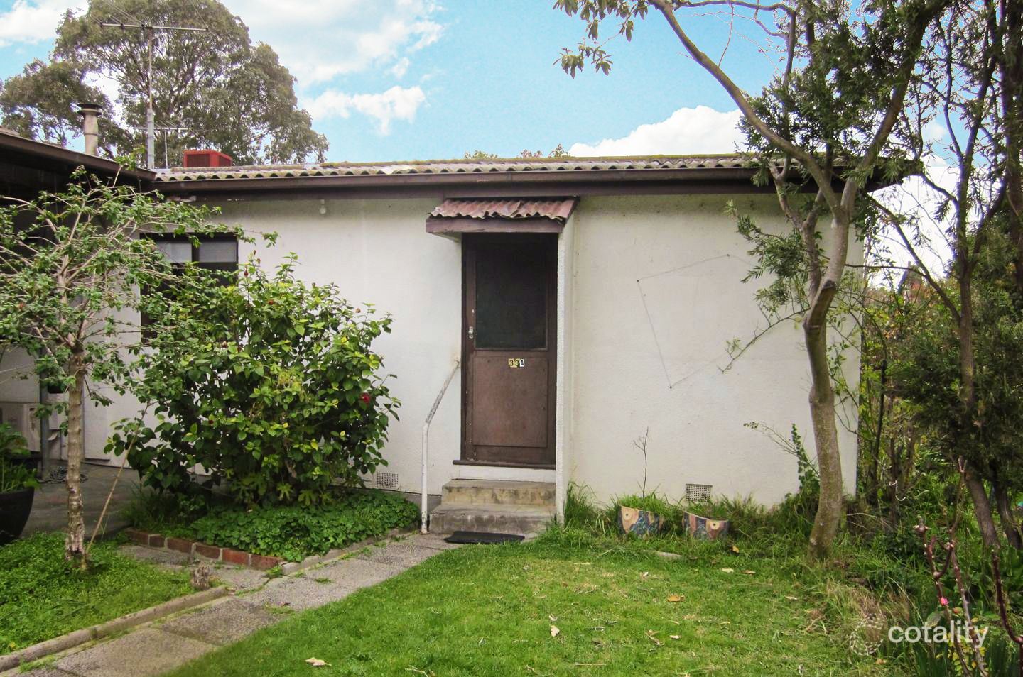 33 Middleborough Rd, Burwood, VIC 3125
