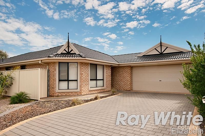 5 Maria Ct, Munno Para West, SA 5115