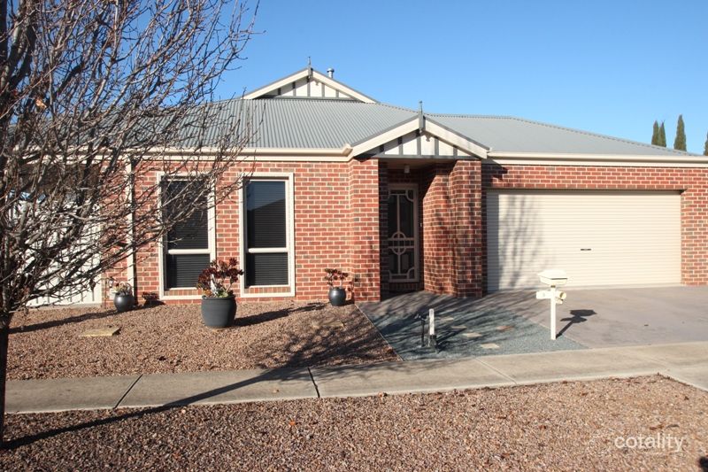 9 Nicolina St, Cobram, VIC 3644