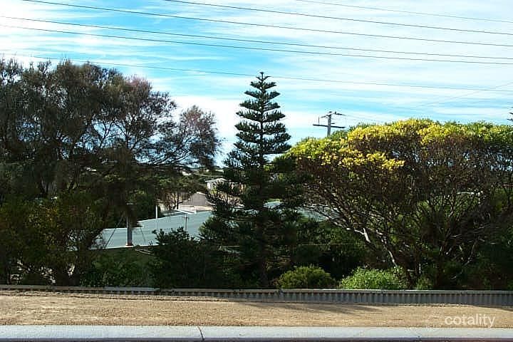 15 Barnett St, Hopetoun, WA 6348