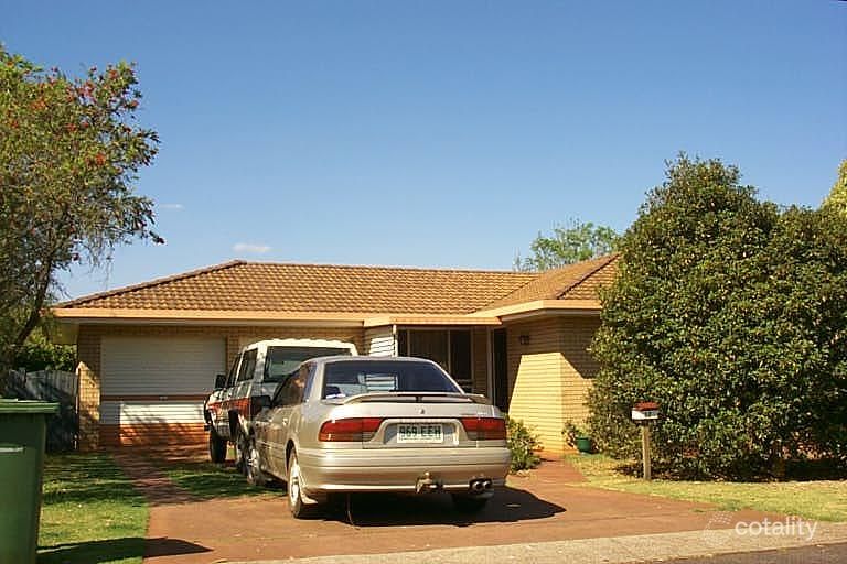 17 Gloucester Cres, Darling Heights, QLD 4350
