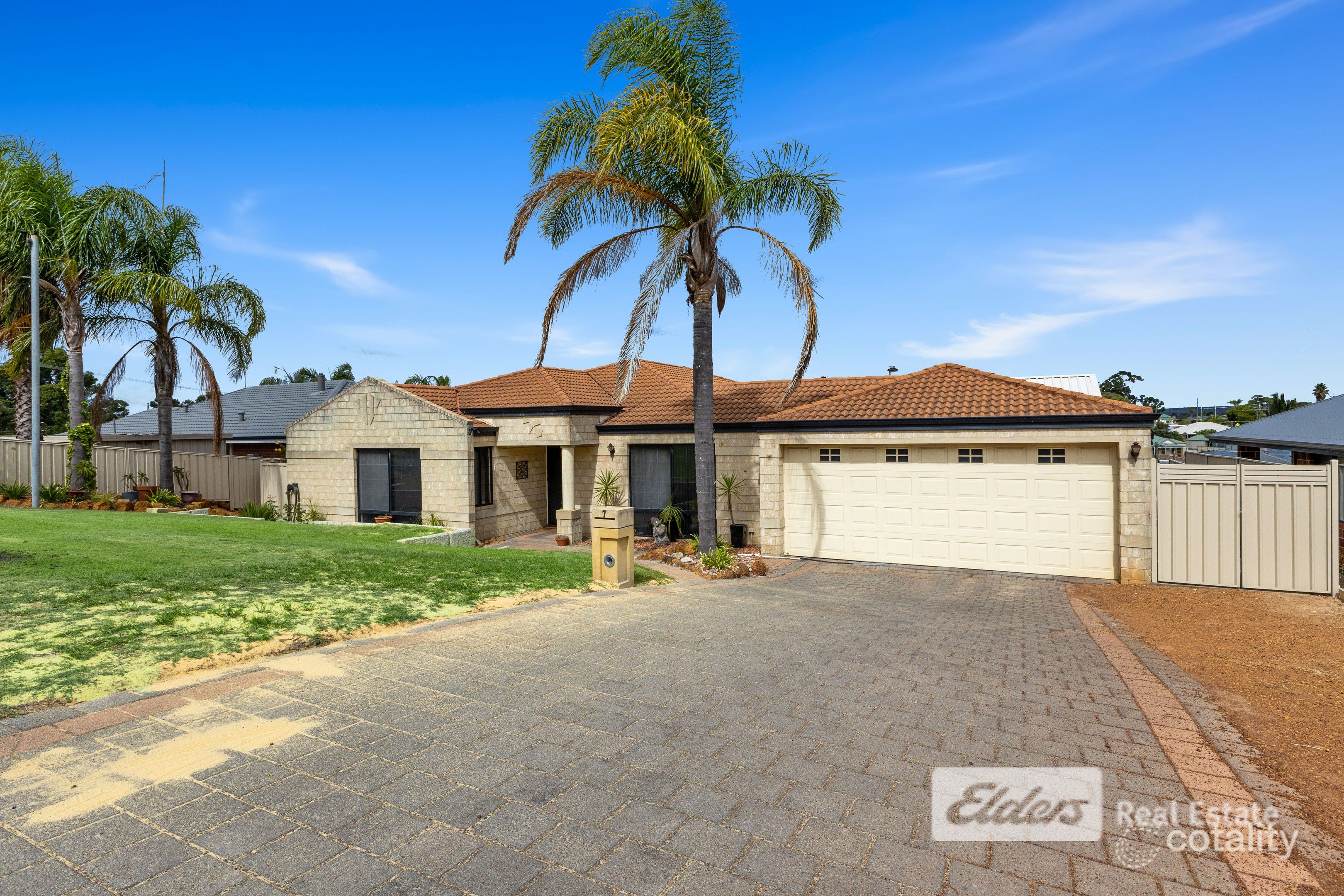 7 Hargreaves St, Collie, WA 6225