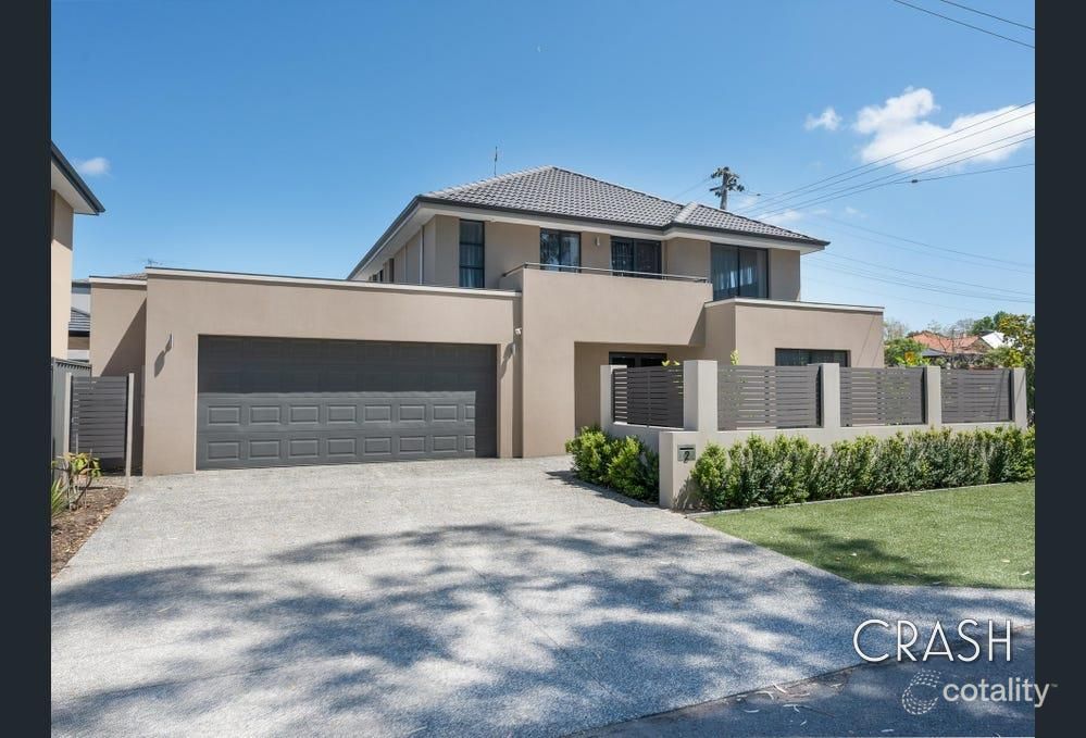 2 Tennivale Pl, North Perth, WA 6006