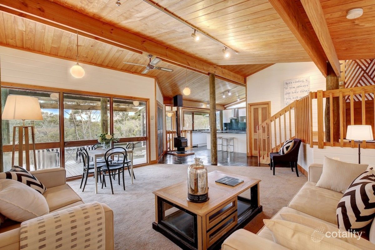 4 Kerria Pl, Crafers West, SA 5152