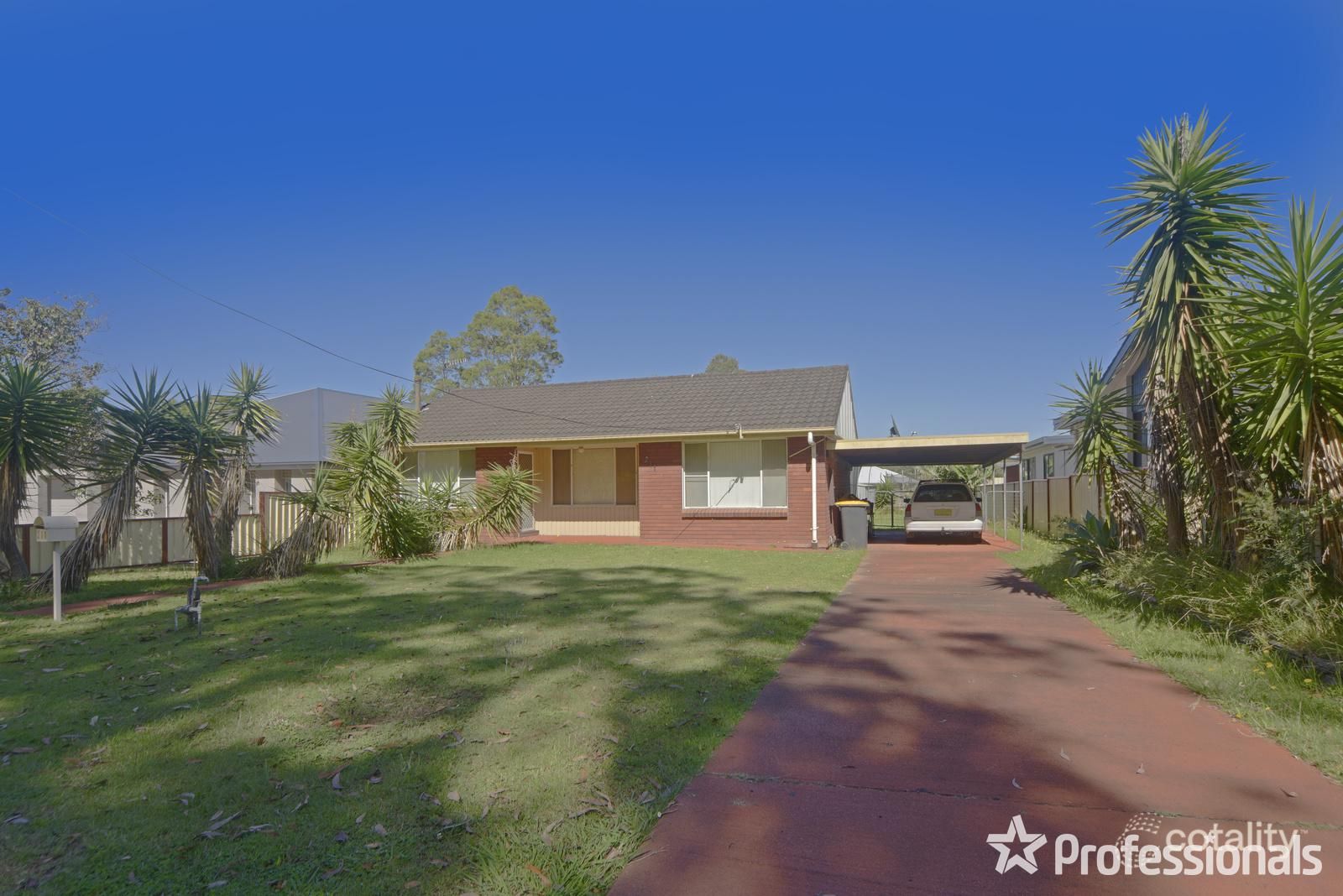 211 Old Southern Rd, South Nowra, NSW 2541