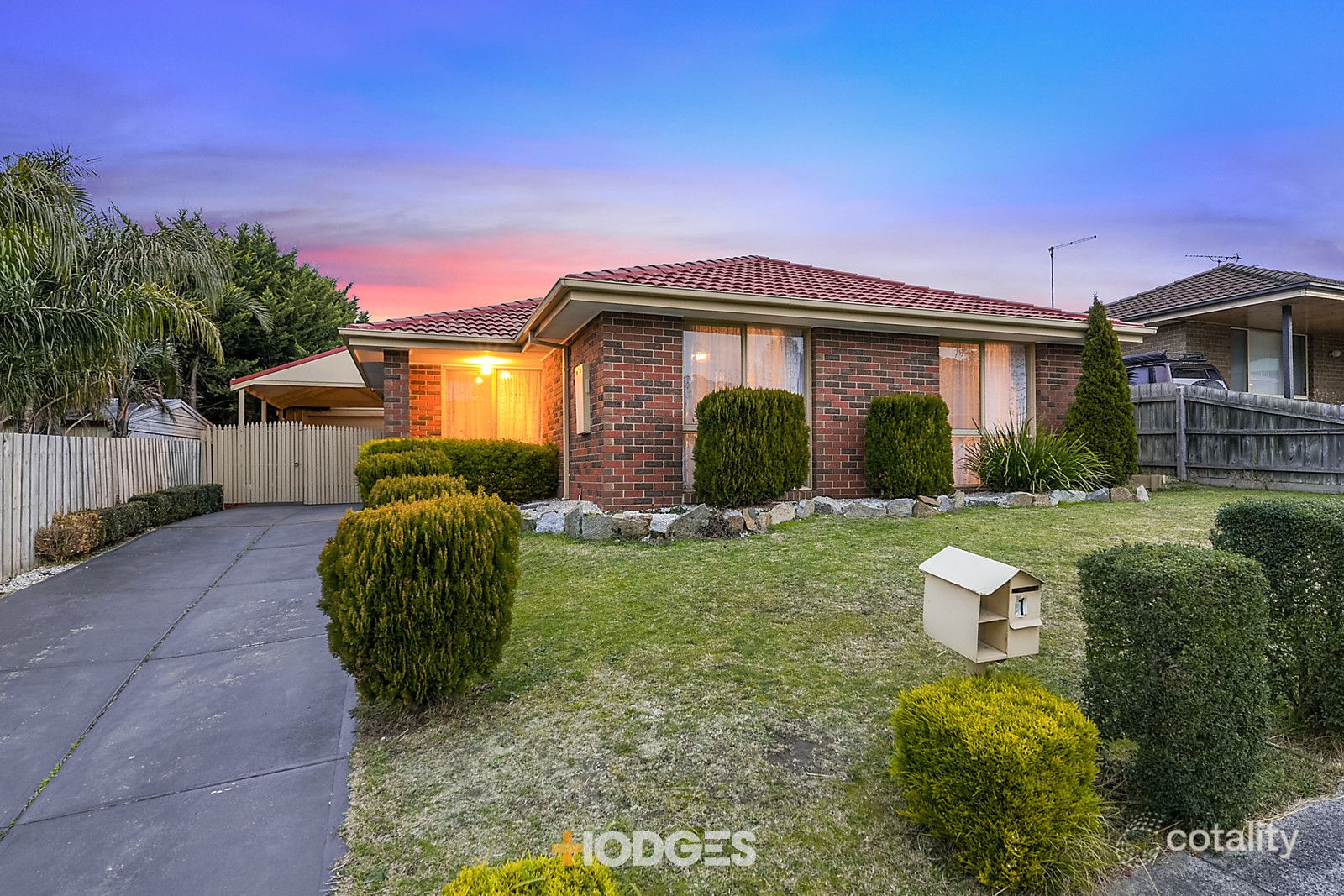 1 Mcgill Ct, Pakenham, VIC 3810