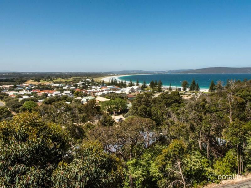 10 Morley Pl, Middleton Beach, WA 6330
