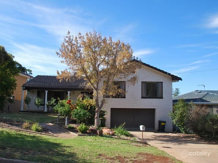 27 Hart St, Griffith, NSW 2680