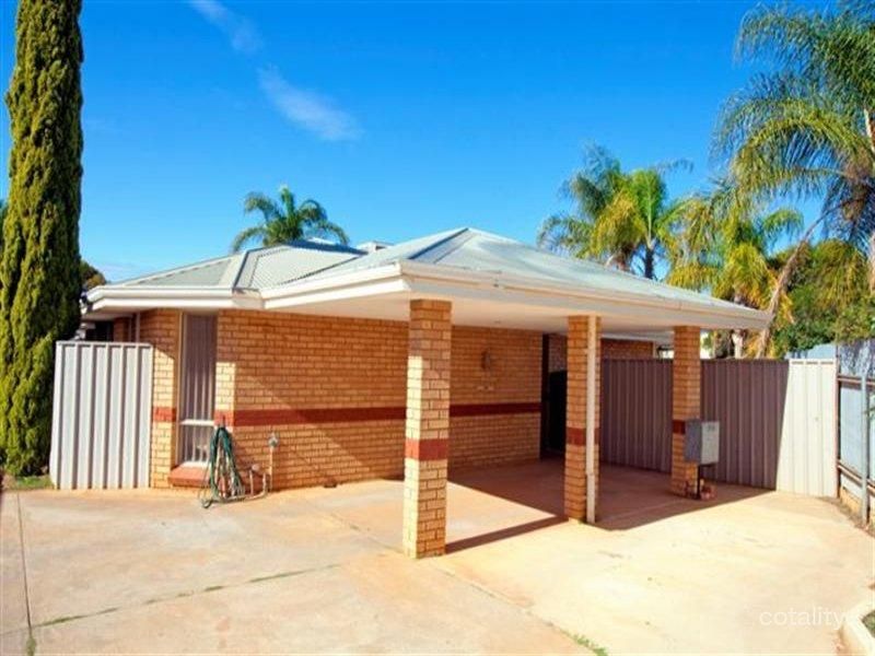 4/12 Carlyle Ct, Boulder, WA 6432