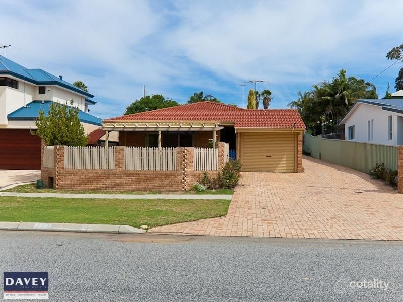 11a Clifton St, Scarborough, WA 6019