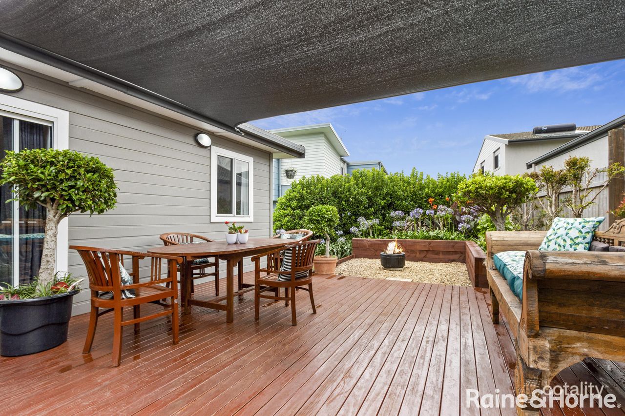 40 Sunset Strip, Manyana, NSW 2539