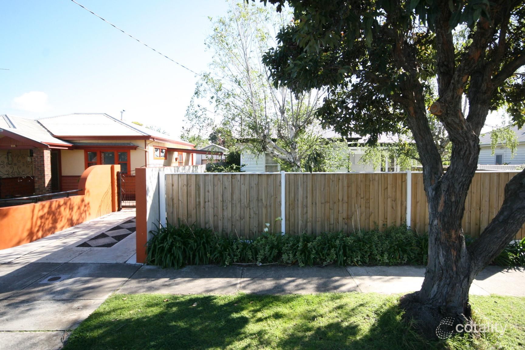 306 Autumn St, Herne Hill, VIC 3218