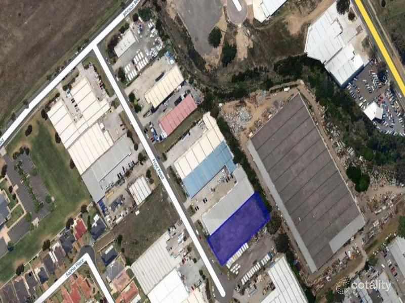 15 Frost Rd, Campbelltown, NSW 2560