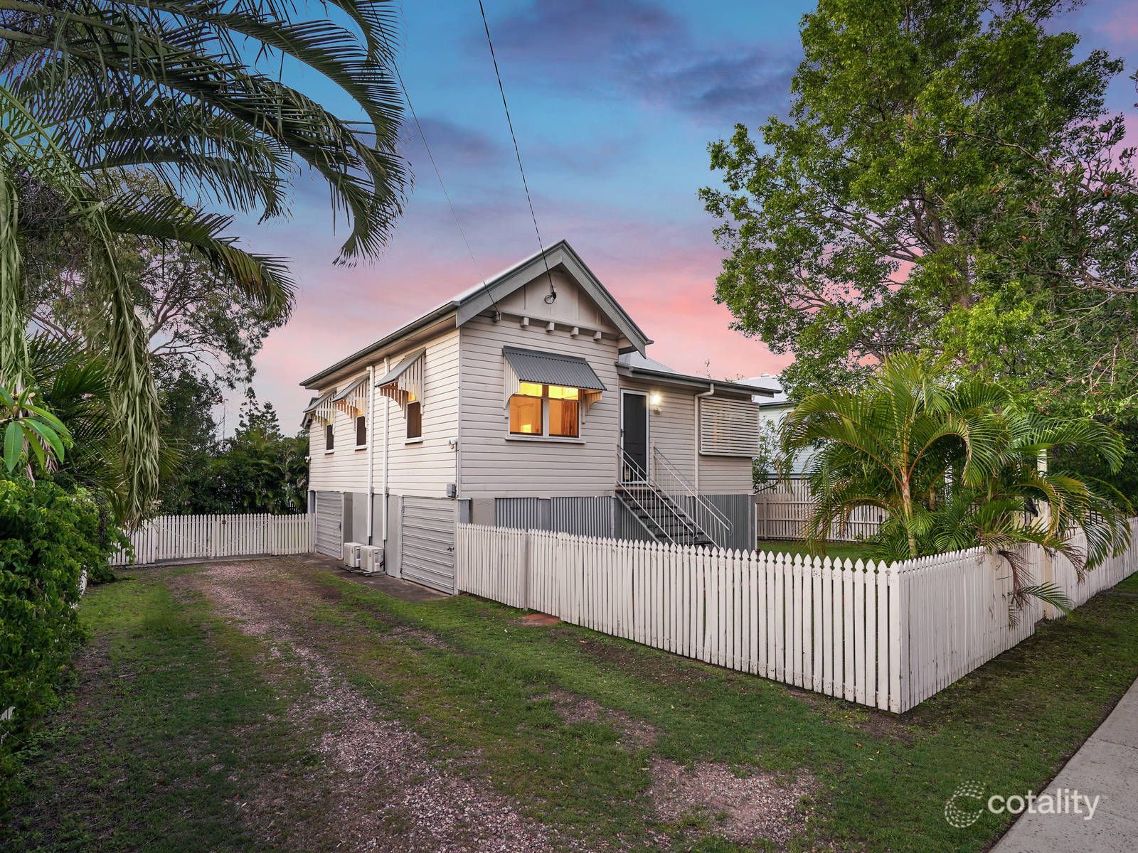 30 Arras St, Yeronga, QLD 4104