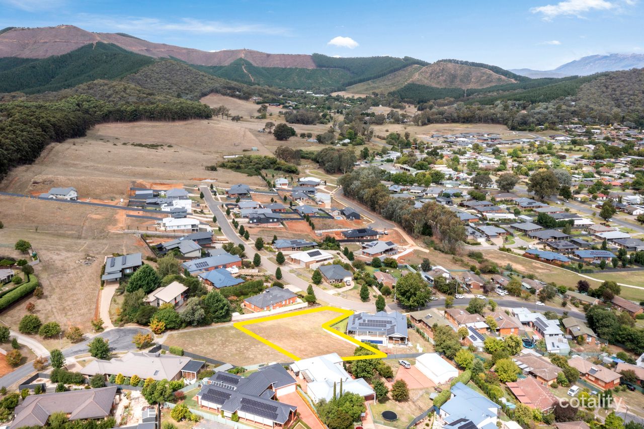 17 Rangeview Dr, Myrtleford, VIC 3737