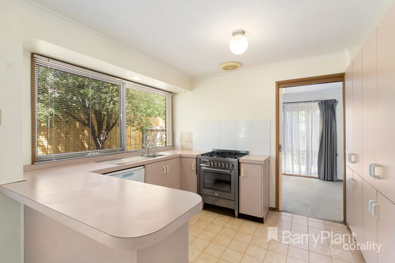28 Day Cres, Bayswater North, VIC 3153