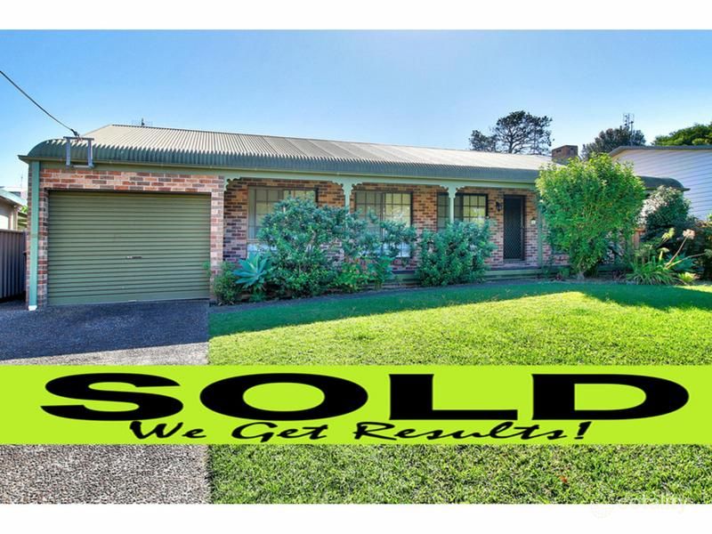 13 Watersedge Ave, Basin View, NSW 2540