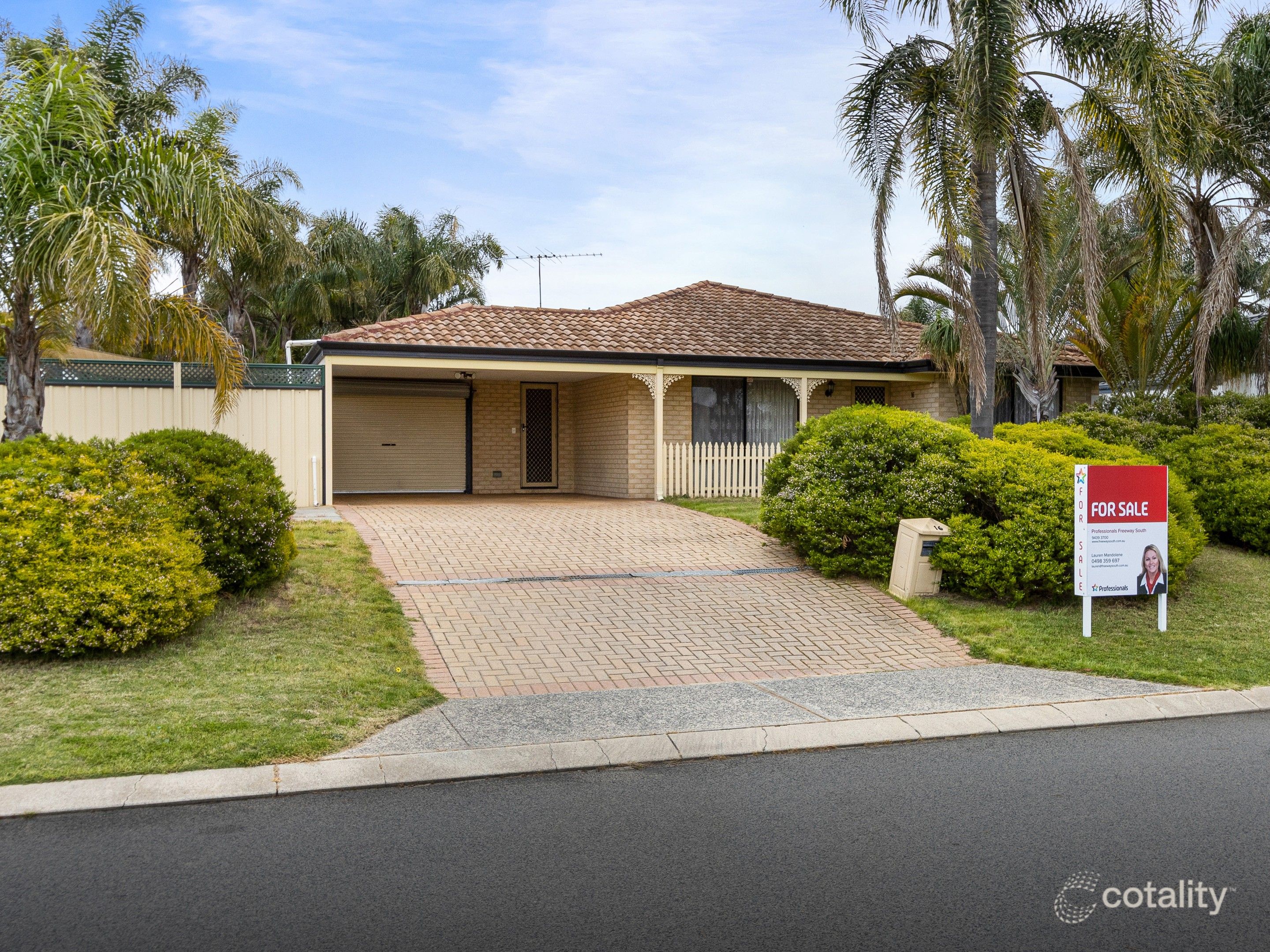 16 Roscommon Cres, Orelia, WA 6167