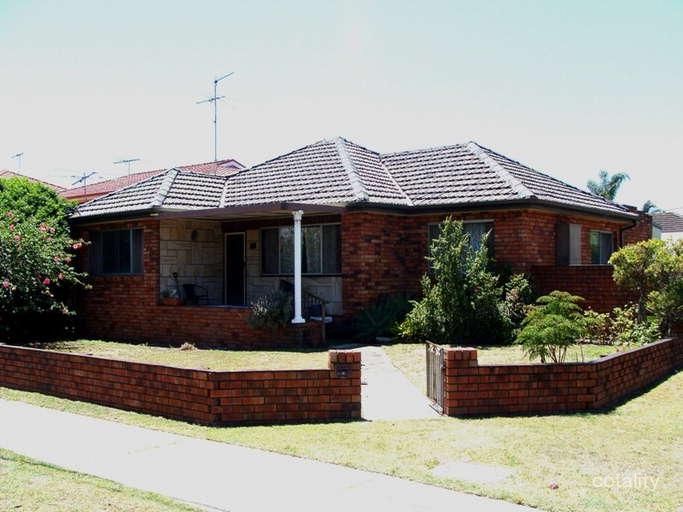 12 Chuter Ave, Monterey, NSW 2217