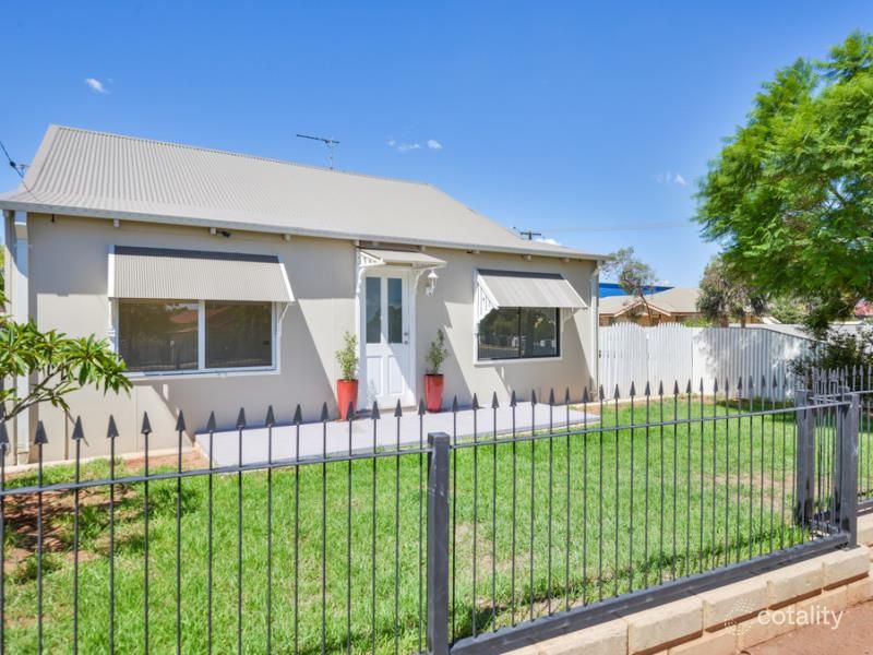 51 President St, South Kalgoorlie, WA 6430