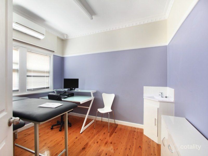 42 Baan Baan St, Dapto, NSW 2530