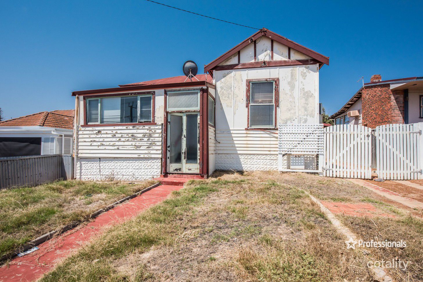 143 Gregory St, Beachlands, WA 6530