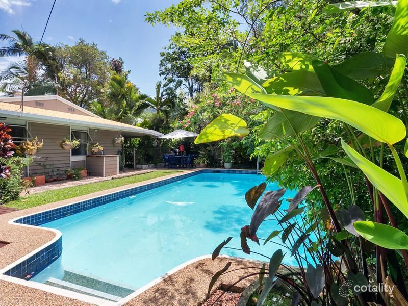 15 Stanton Rd, Smithfield, QLD 4878