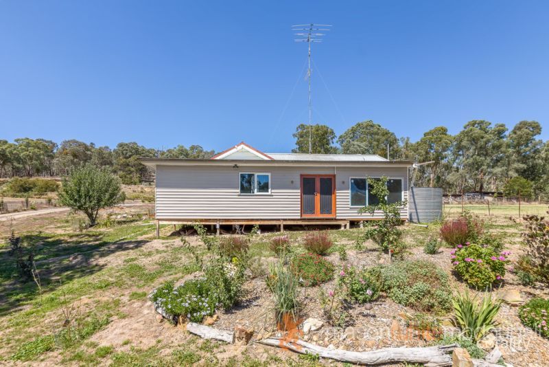 1640 Heidelberg-Kinglake Rd, St Andrews, VIC 3761