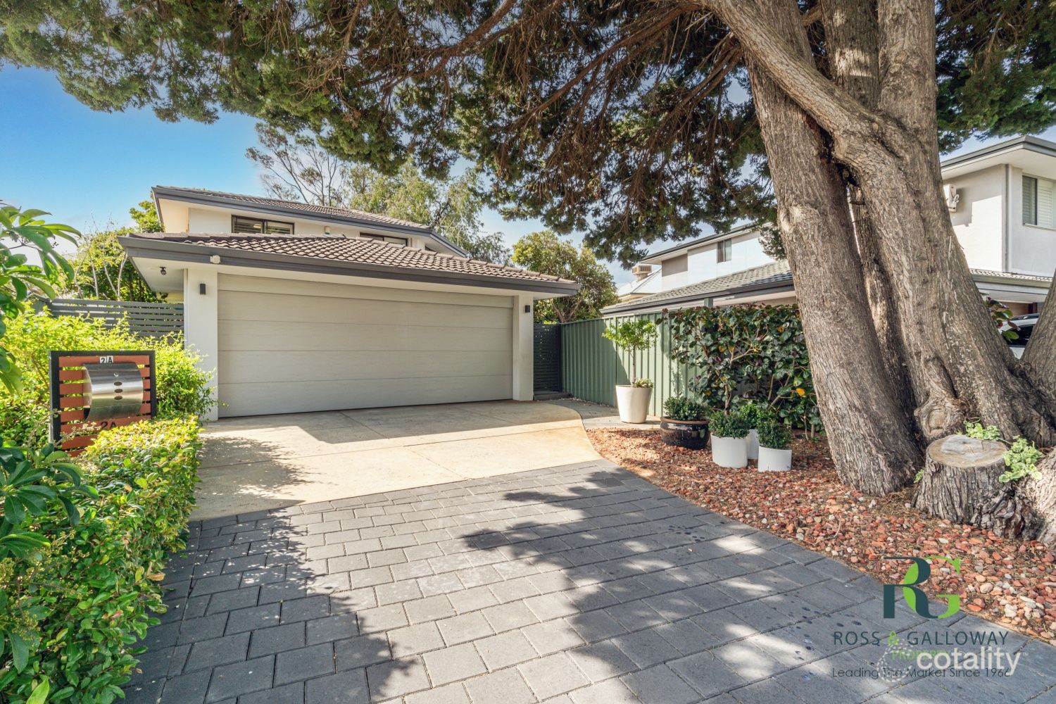 2a Groves Ave, Attadale, WA 6156